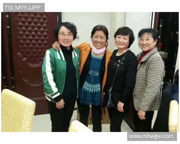 追忆绿茵传奇岁月足球老球星聚首合影定格永恒瞬间 追忆绿茵传奇岁月足球老球星聚首合影定格永恒瞬间