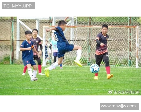 聚焦绿茵巨星瞬间展现赛场激情与荣耀时刻